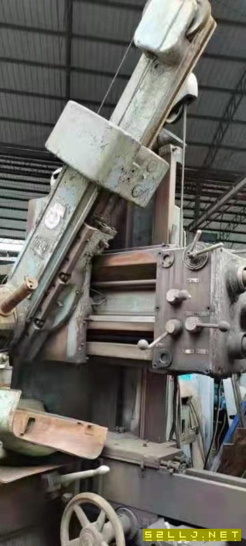 出售兩臺(tái)齊齊哈爾1250立車(chē)