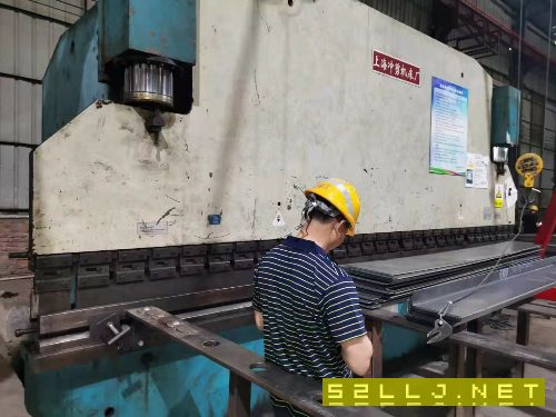 400噸6米折彎機