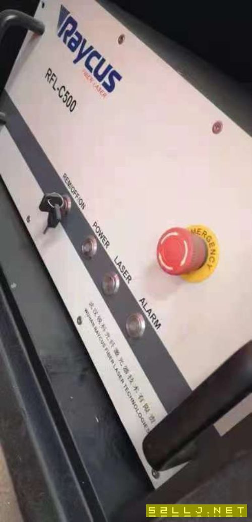 無錫慶源1530型激光切割機(jī)