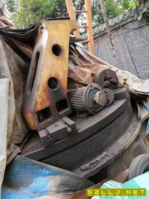 售武重31500滾齒機40模數已解體