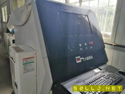 在位出售一臺折彎機，一臺1000瓦的激光切割機，19年的設備，只用了三月