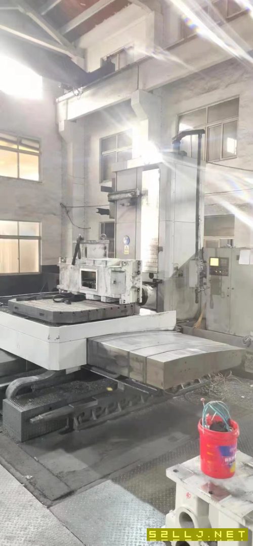 出售:韓國原裝起亞KBN135臥式鏜床、工作臺20001800，工件承重10噸，千分之.