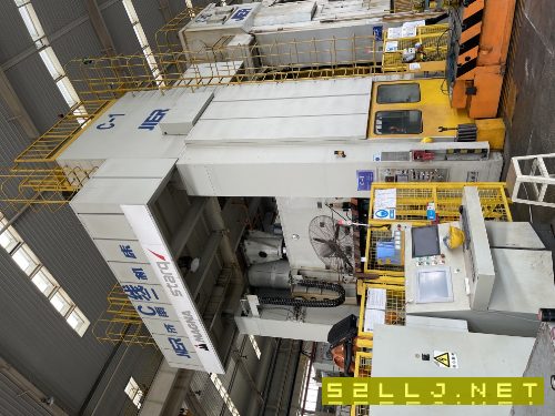 濟南二機800噸雙點一臺，2014年產，臺面38001800，側移雙工作臺，行程800，.