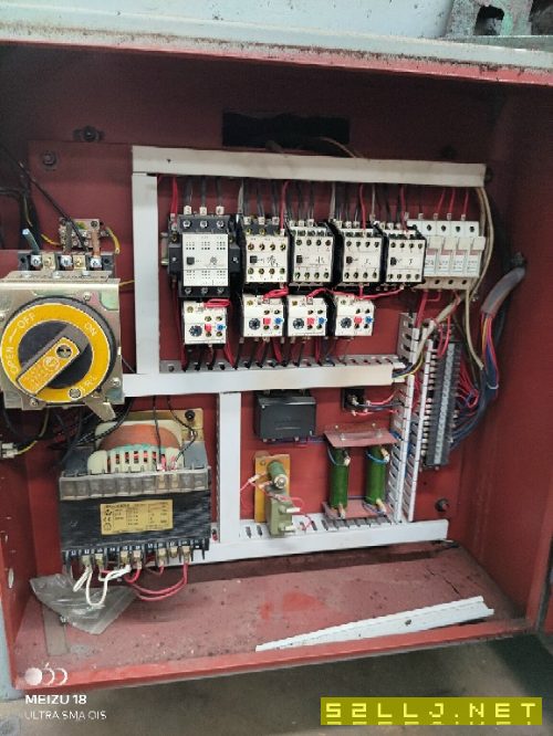 出售：南通二機630&#215;1400平面磨