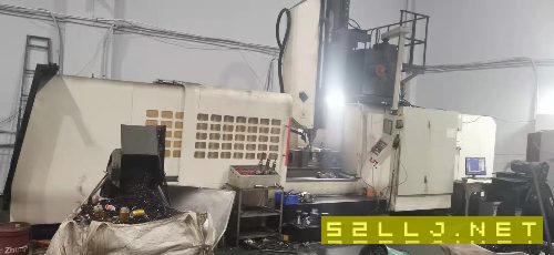 在位出售一臺2018年3米龍門、工作臺3/1米、行程3/1.3米、發那科MF新款系統.
