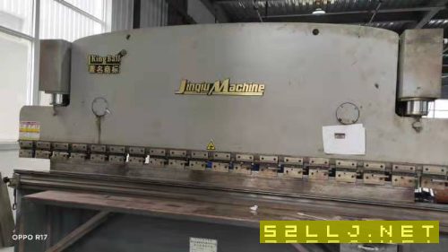 出售：4100南京液壓板料折彎機。