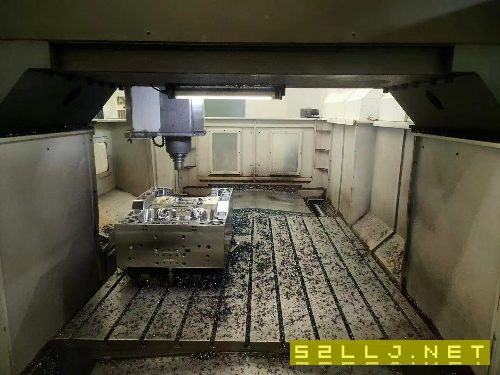 出售：臺(tái)灣協(xié)鴻2190數(shù)控龍門銑，BT50主軸，齒輪頭，6000轉(zhuǎn)，三軸行程XYZ:20.