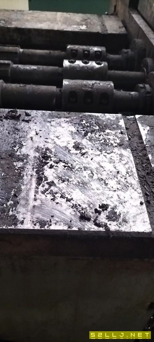 武重320滾齒機，模數24，卡盤直徑1米8，導軌完好，價格不高