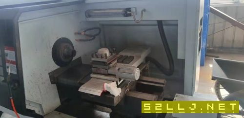 在位出售兩臺6130數控車