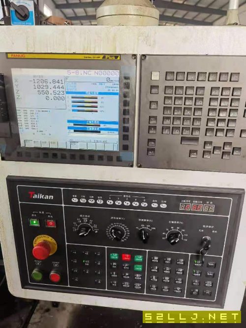 出售：臺群3360龍門加工中心，25006000工作臺