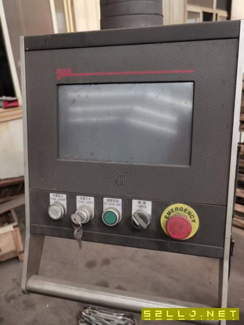 出售:320T/4500數控折彎機，只做過一批樣品，成.