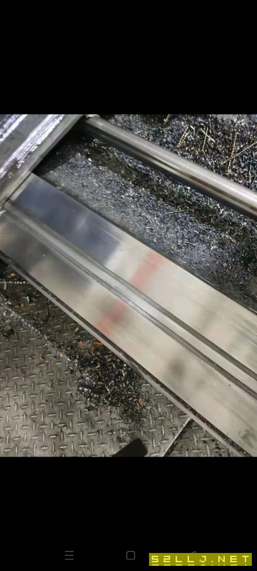 出售中捷6113/2鏜床一臺
