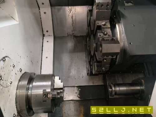 出售：威亞e200c數(shù)控斜床身車床，8寸卡盤