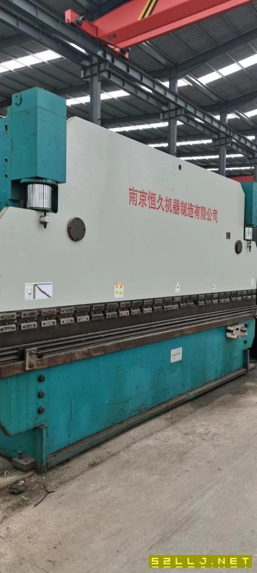 出售WF67K-200T/5000深喉數控折彎機