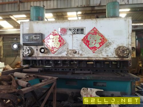 出售數(shù)控閘式剪板機(jī)QC11K-252500