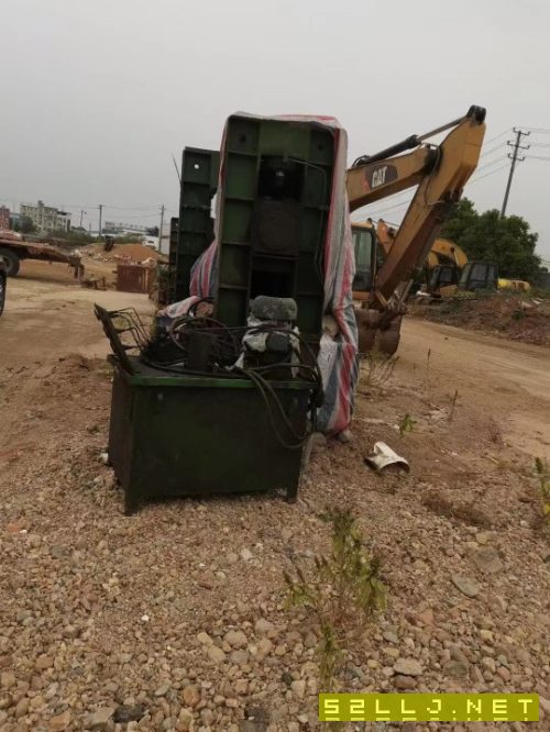 出售W11-88000三輥卷板機
