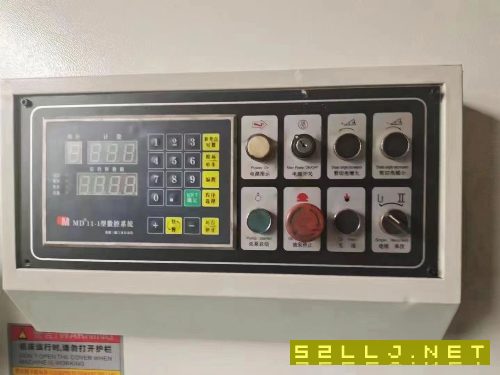 出售QC11K-252500數(shù)控閘式剪板機