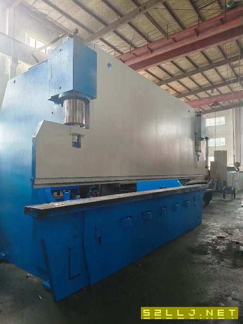 出售WF67K-400T/6000數(shù)控折彎?rùn)C(jī)