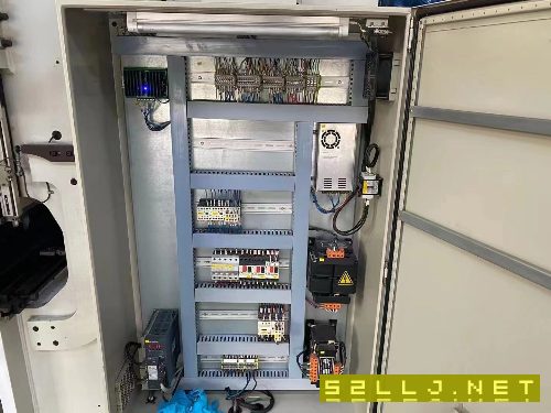 出售電液數(shù)控折彎機40T/1500