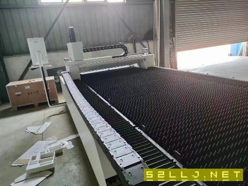 出售邦德3000瓦6015激光切割機