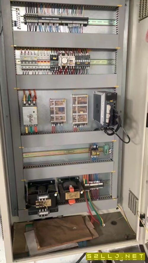 出售WF67K-250T/5000數控折彎機