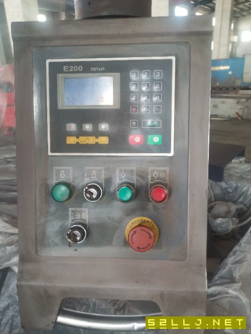 160T/3200雙伺服數控折彎機