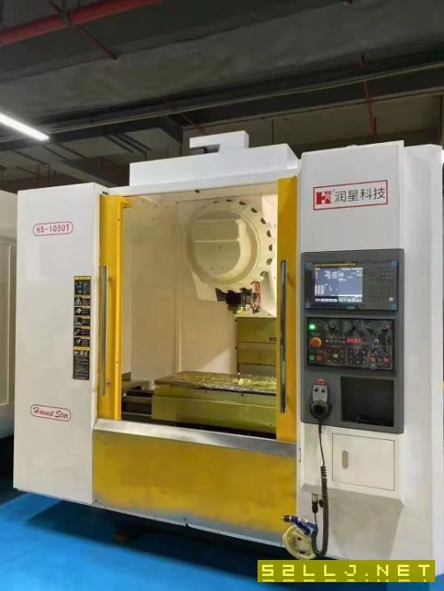 潤星1050t，BT30主軸，2萬轉。2022年全新的。