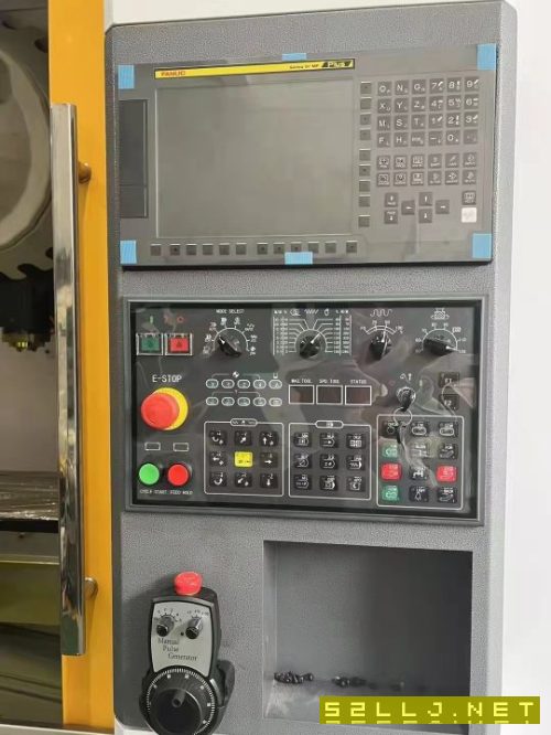 潤星1050t，BT30主軸，2萬轉。2022年全新的。
