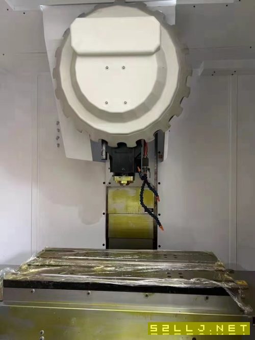 潤星1050t，BT30主軸，2萬轉。2022年全新的。