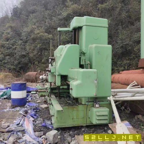昆機(jī)T68鏜床，可以試車。