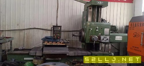 中捷611B鏜床一臺(tái)