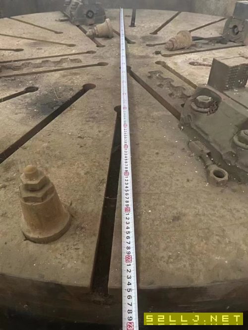 出售俄羅斯立車一臺可以加工到2.8米