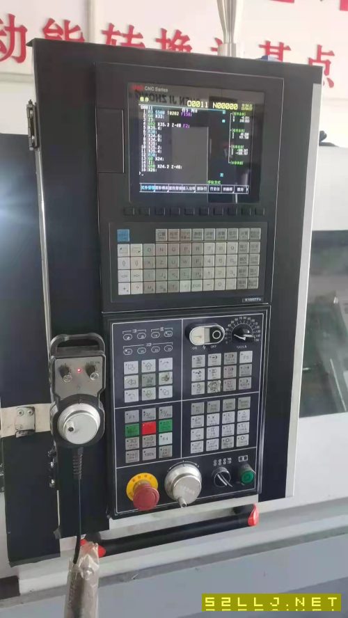 出售21年6150乘2米數控車