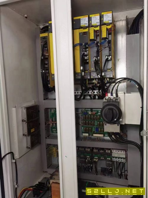 臺灣伽瑪立式加工中心
