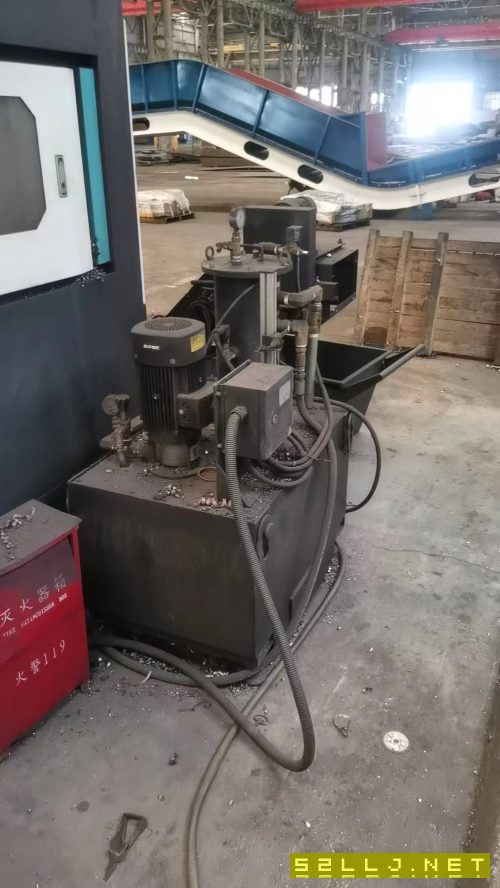 出售:新諾1016數控龍門，行程1650/1100/600，中心出水.