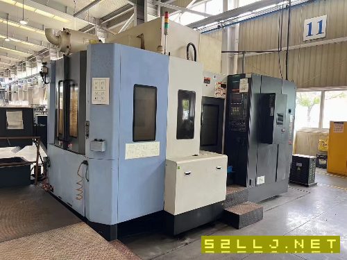 上海工廠剛剛買下同款韓國原裝斗山5000臥式加工中心4.
