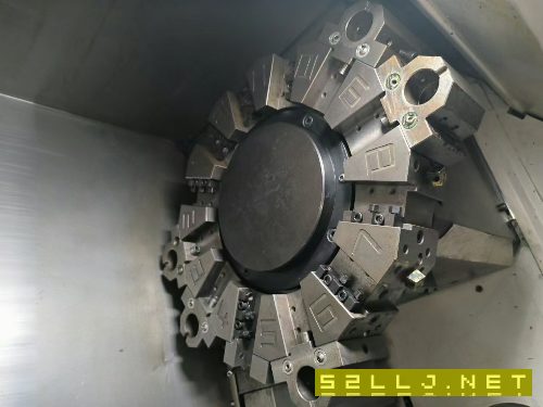 廣東豪特曼8寸數控斜軌車床一臺，8寸卡盤，12工位伺服.