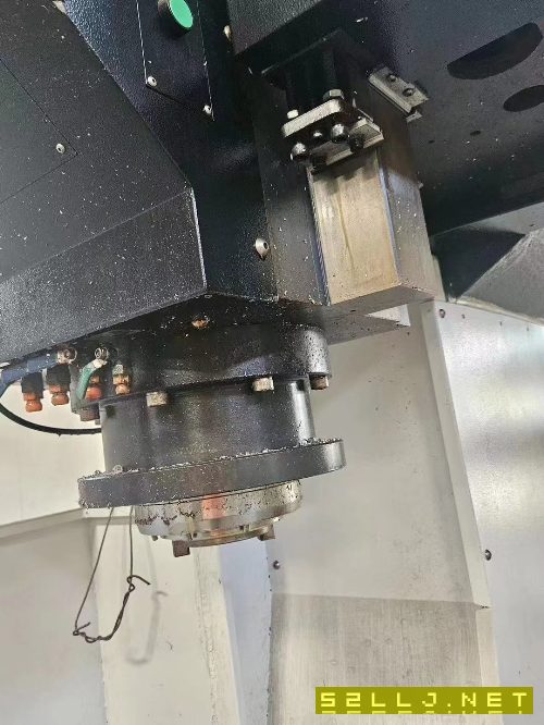 格勒嘛2518龍門，BT50主軸，發(fā)那科MF黑系統(tǒng)，af電機，.