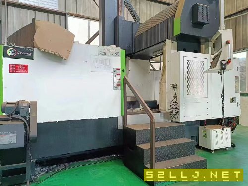 格勒嘛2518龍門，BT50主軸，發那科MF黑系統，af電機，.