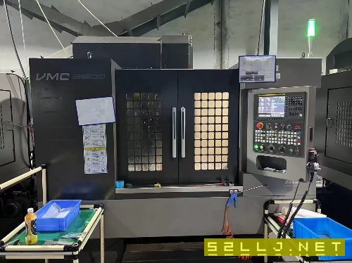 無錫工廠買下同款四臺沈陽850準新機。三線主軸直連120.