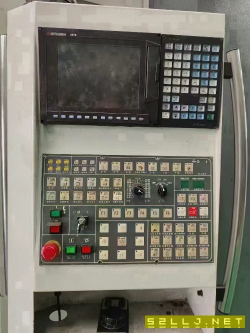 臺灣原裝進口品正1160，三線規，BT40主軸15000轉，大.