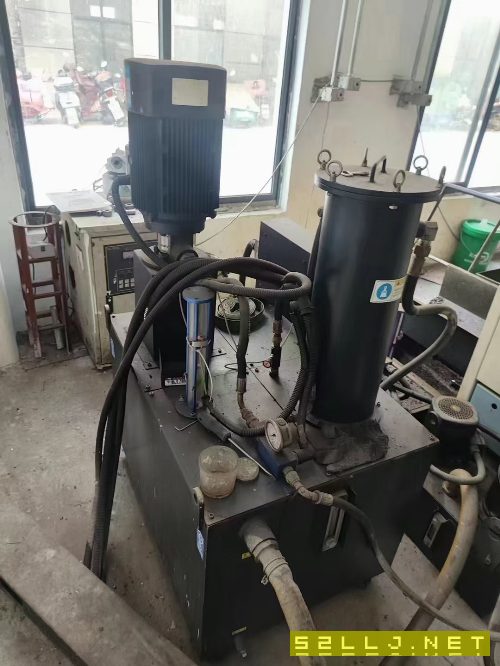 沈陽海克數控龍門鉆，bt50主軸，6000轉，帶刀庫，帶中.