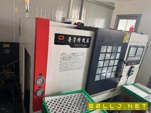 普魯特精機斜車，22年使用在位，精度0.001，主軸單元.