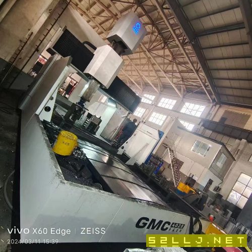 南通喬威數(shù)控龍門加工中心在位出售，2.8米X4米，2023年8月.安裝少用，帶角.