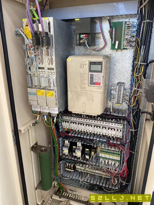 北京一機714數控銑兩臺