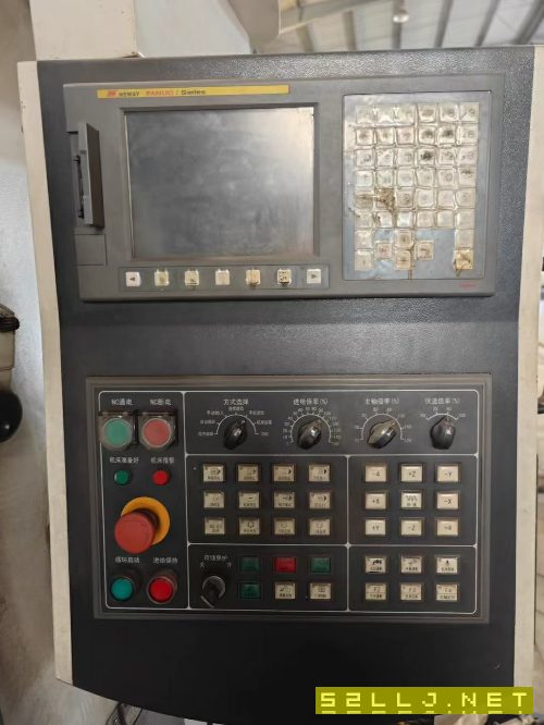 2018年紐威VM1150S加工中心，發那科MF系統，羅毅8000.