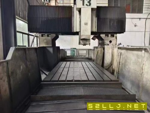 海天經典款3225龍門數控銑，同款兩臺，工廠在位兩線一.