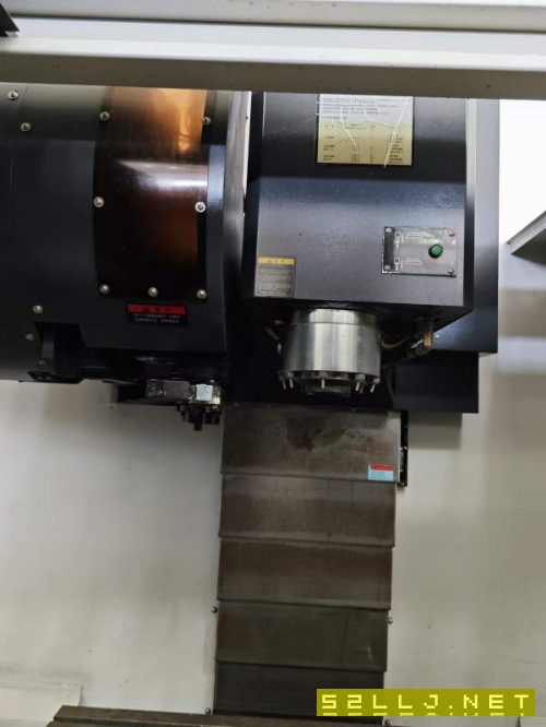 后2臺臺灣麗偉V-40M立加加工中心，BT40主軸，主軸加大.