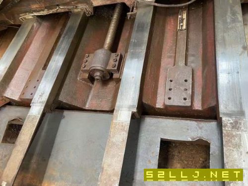 普什1890加工中心，三軸硬規(guī)bt50主軸，導(dǎo)軌鏡面，發(fā)那.