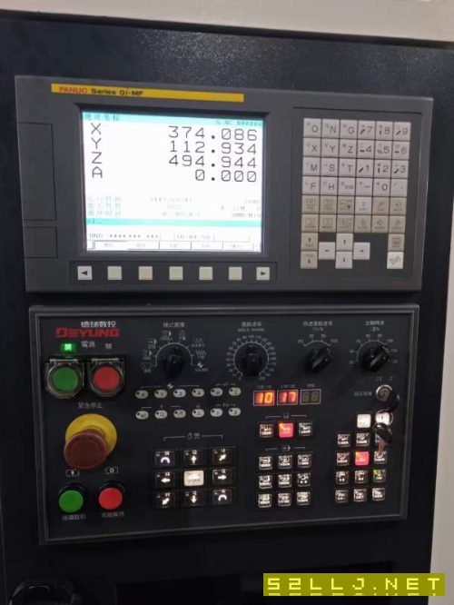 2018年出廠蘇州德揚1165重型加工中心，三軸行程30，BT.